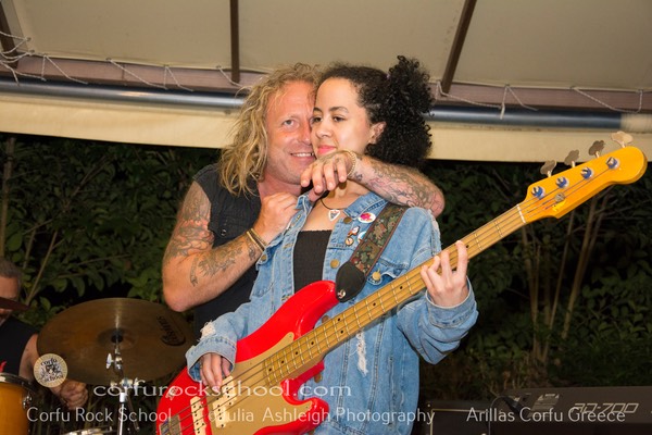 Rock School Nikos Pool (44)